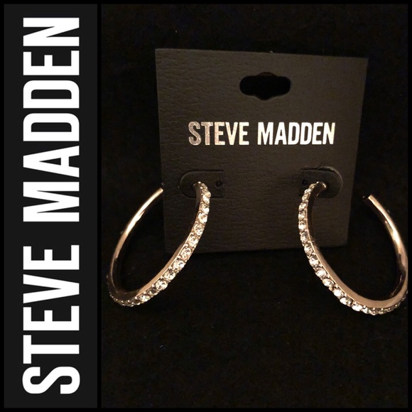 🆕 Steve Madden RGT 3/4 Hoop Earrings w/ Crystals - Picture 3 of 6